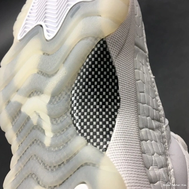 Frost 897331-100 Heiress Jordan Low 11 Air White 0728